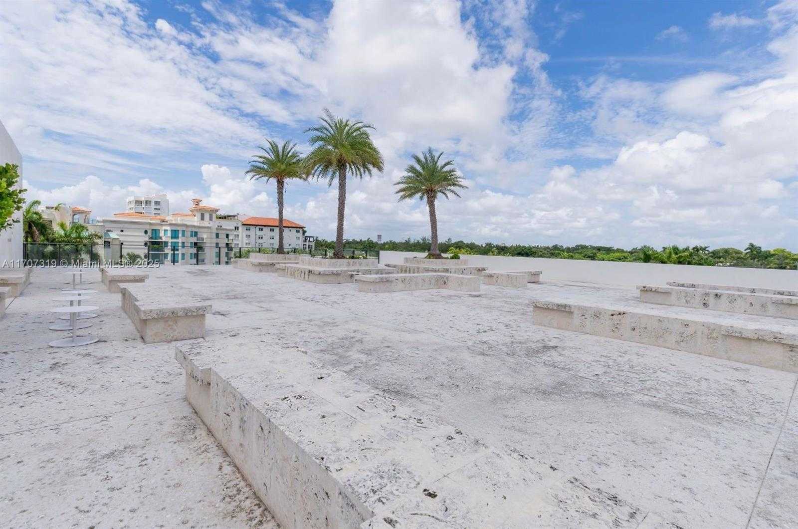 Small Image of 3581 EAST GLENCOE ST #203, Miami Number 32