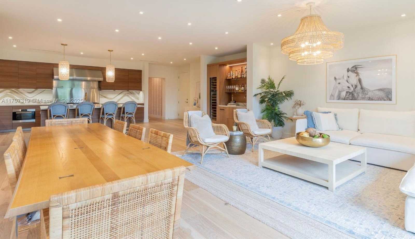 Small Image of 3581 EAST GLENCOE ST #203, Miami Number 4
