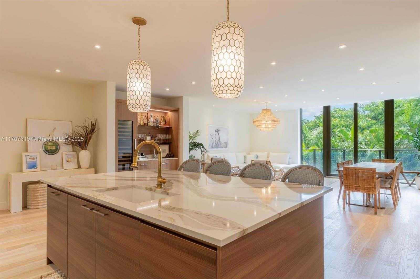 Small Image of 3581 EAST GLENCOE ST #203, Miami Number 7