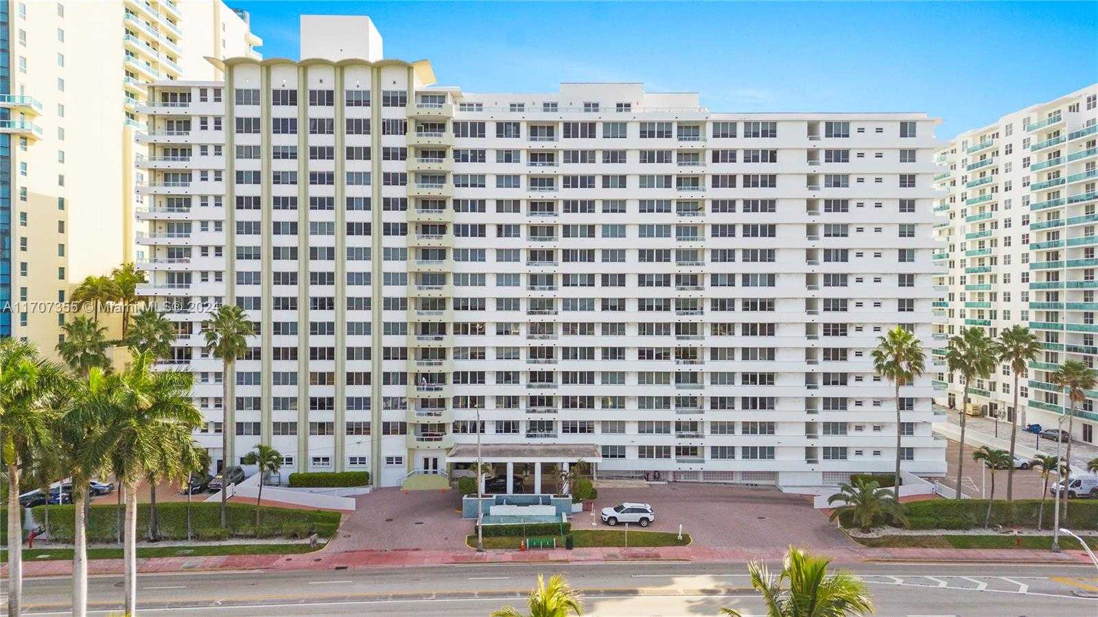 Small Image of 5005 COLLINS AVE #425, Miami Beach Number 22