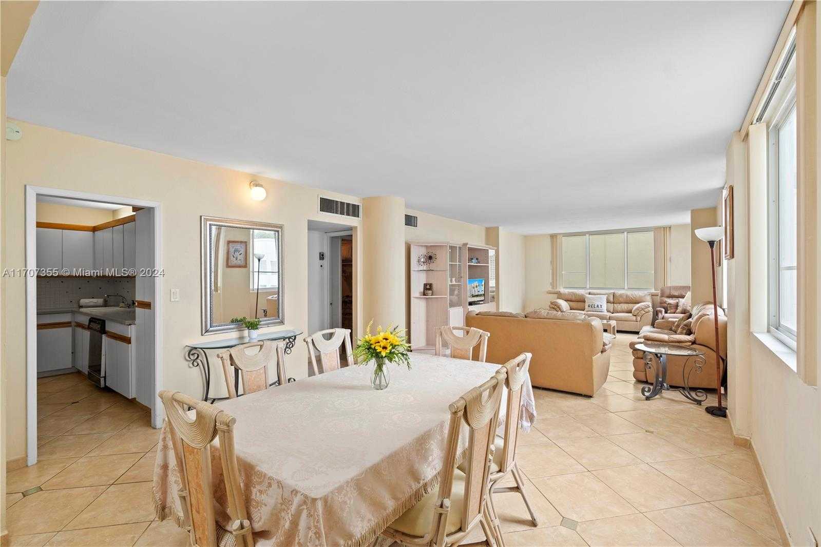 Small Image of 5005 COLLINS AVE #425, Miami Beach Number 7
