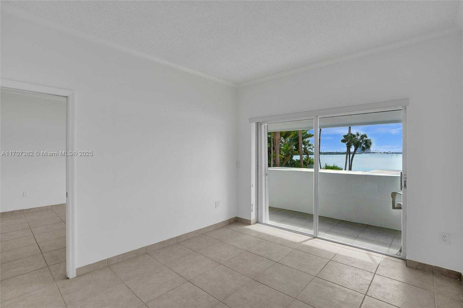 Small Image of 500 BAYVIEW DR #118, Sunny Isles Beach Number 17