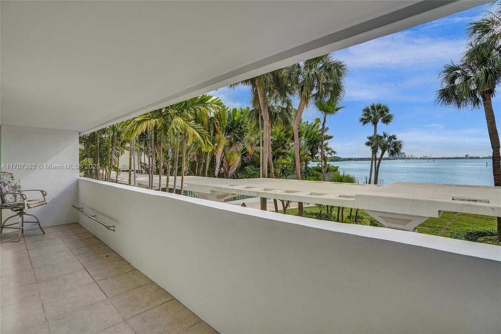 Small Image of 500 BAYVIEW DR #118, Sunny Isles Beach Number 22