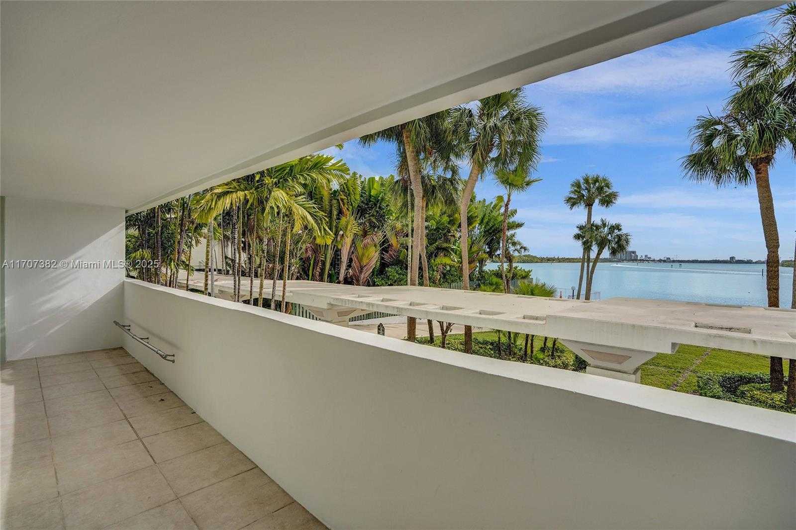 Small Image of 500 BAYVIEW DR #118, Sunny Isles Beach Number 38