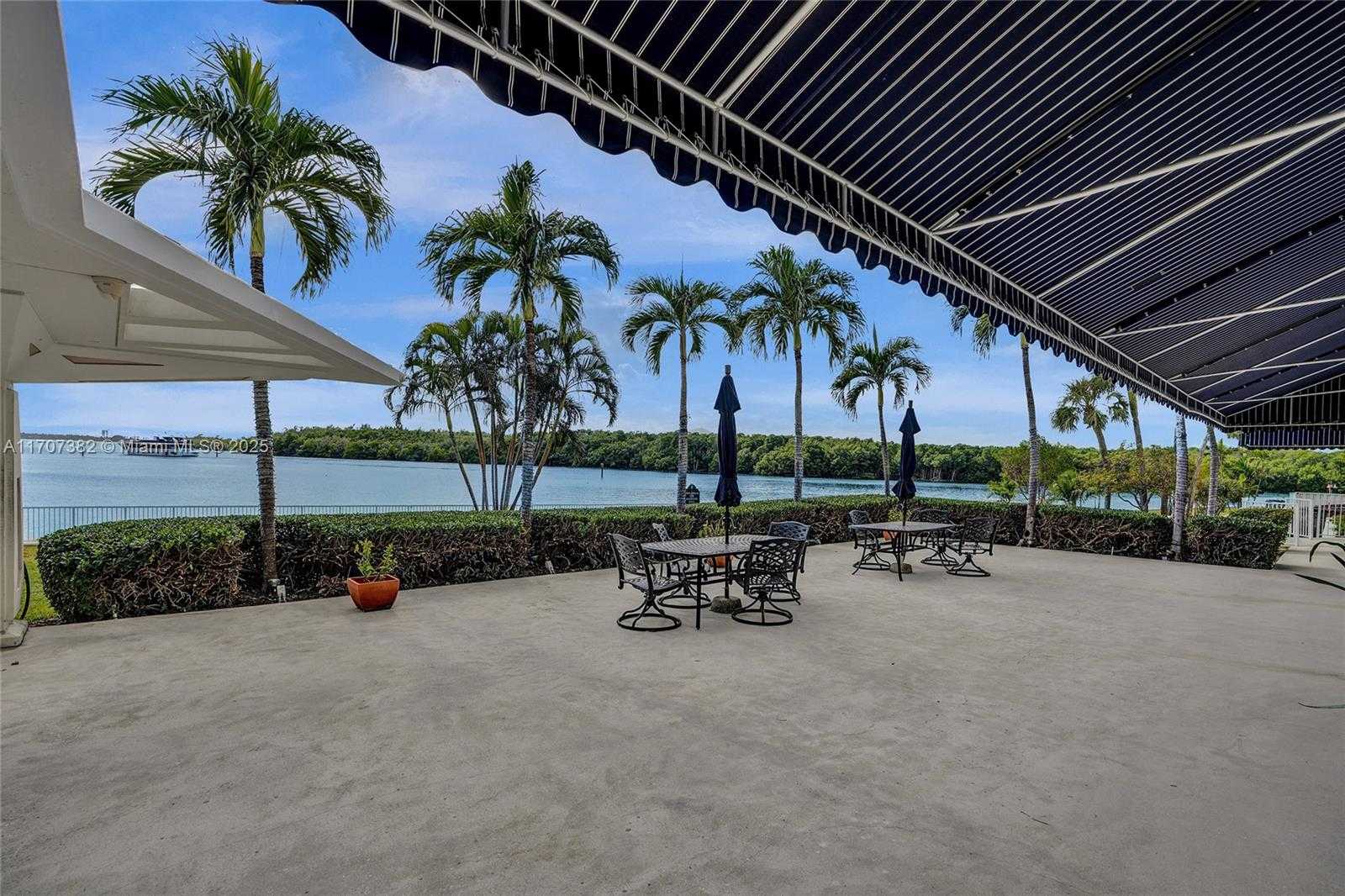 Small Image of 500 BAYVIEW DR #118, Sunny Isles Beach Number 41