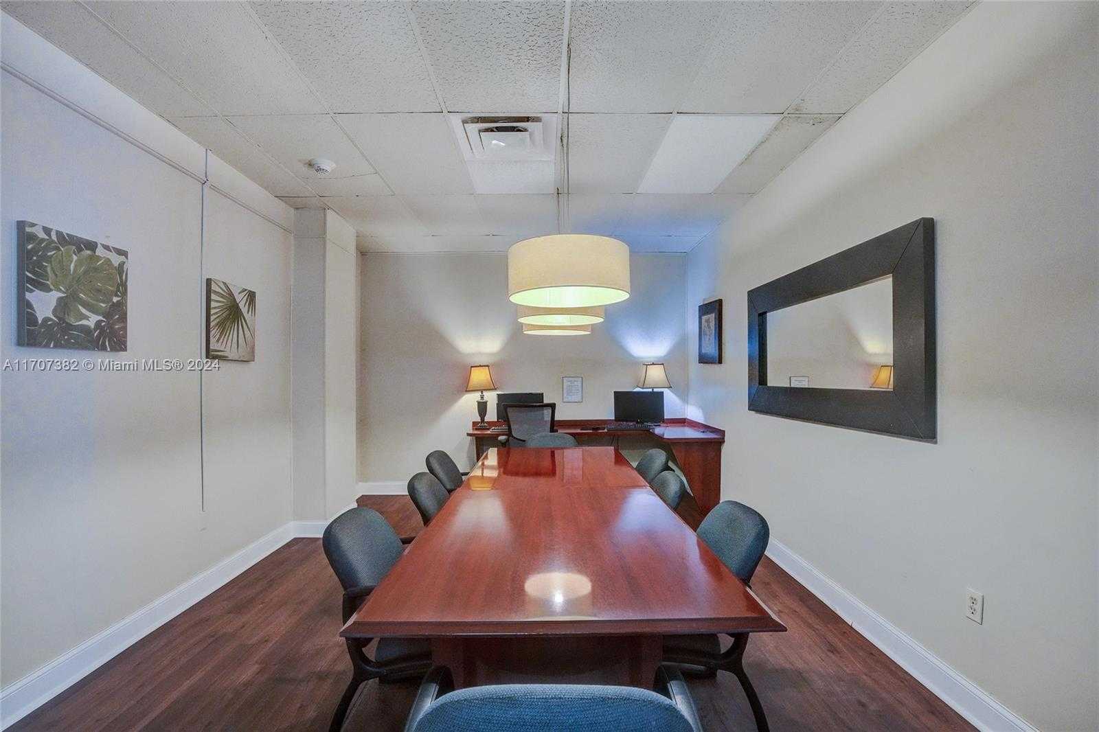 Small Image of 500 BAYVIEW DR #118, Sunny Isles Beach Number 58