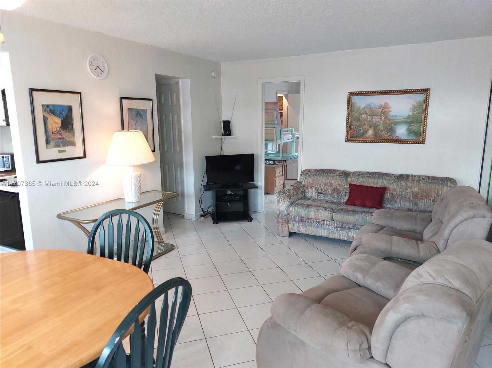 Small Image of 3131 SOUTH OCEAN DR #113, Hallandale Beach Number 10