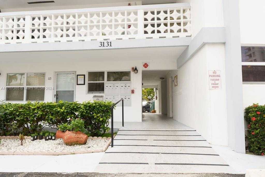 Small Image of 3131 SOUTH OCEAN DR #113, Hallandale Beach Number 16