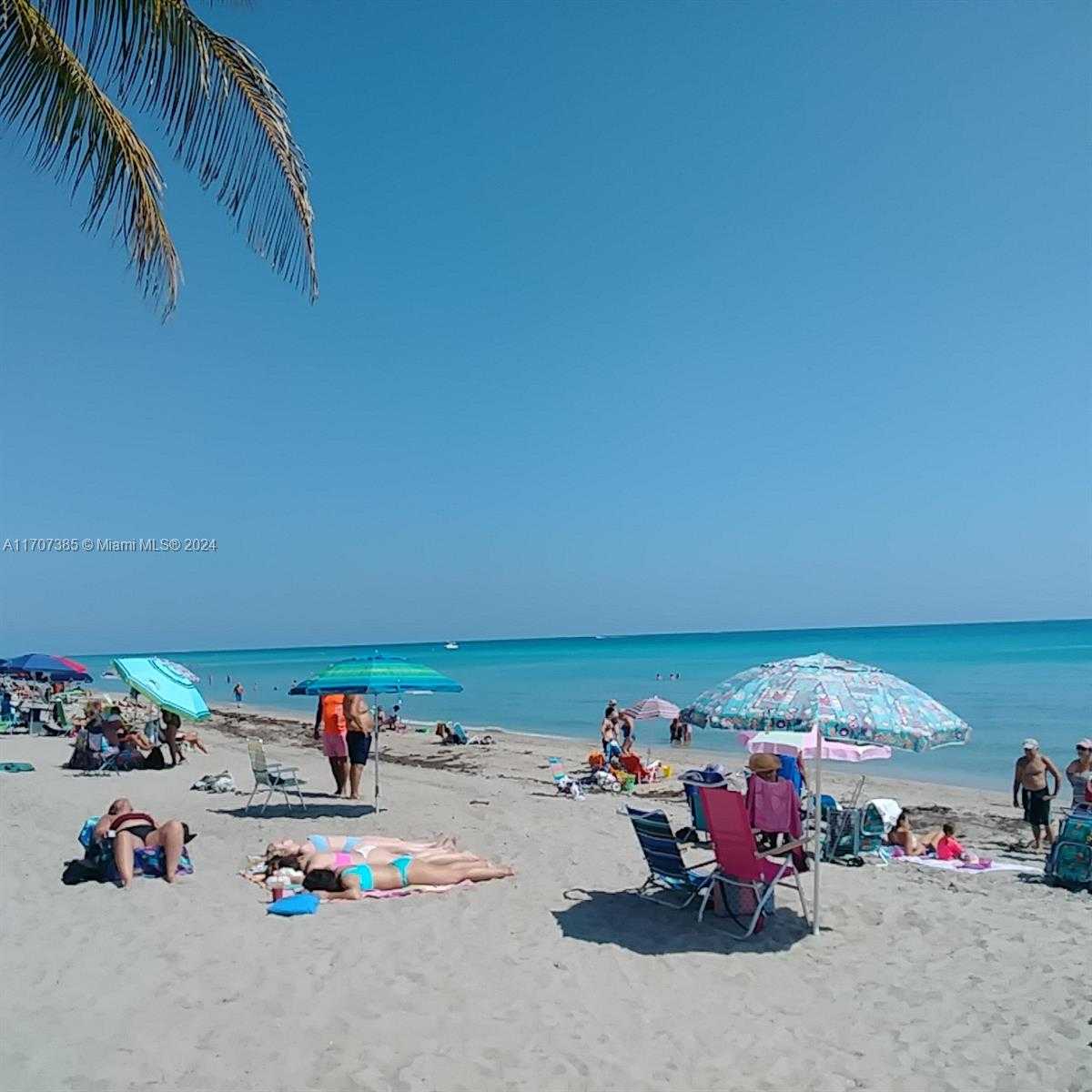 Small Image of 3131 SOUTH OCEAN DR #113, Hallandale Beach Number 3