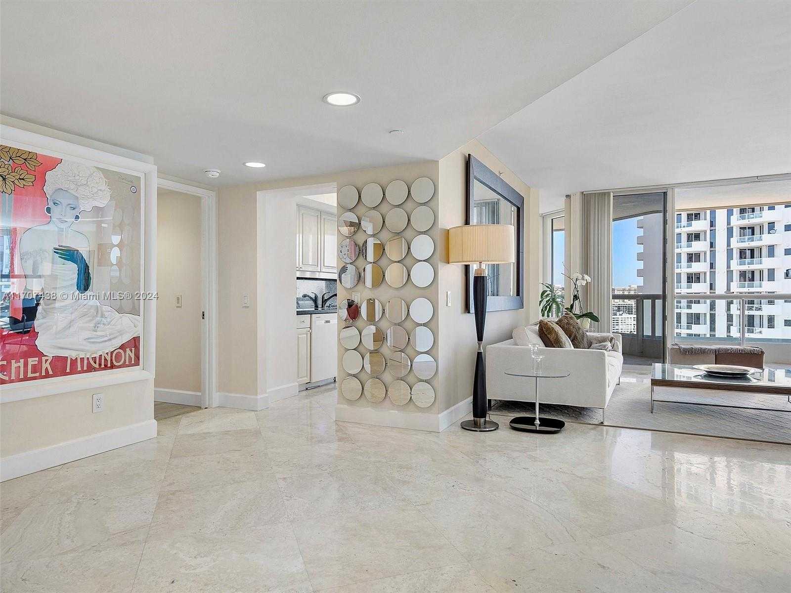 Small Image of 21205 YACHT CLUB DR #2002, Aventura Number 6