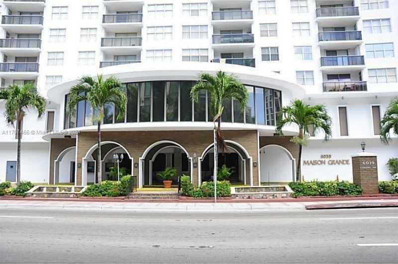 Small Image of 6039 COLLINS AVE #925, Miami Beach Number 18