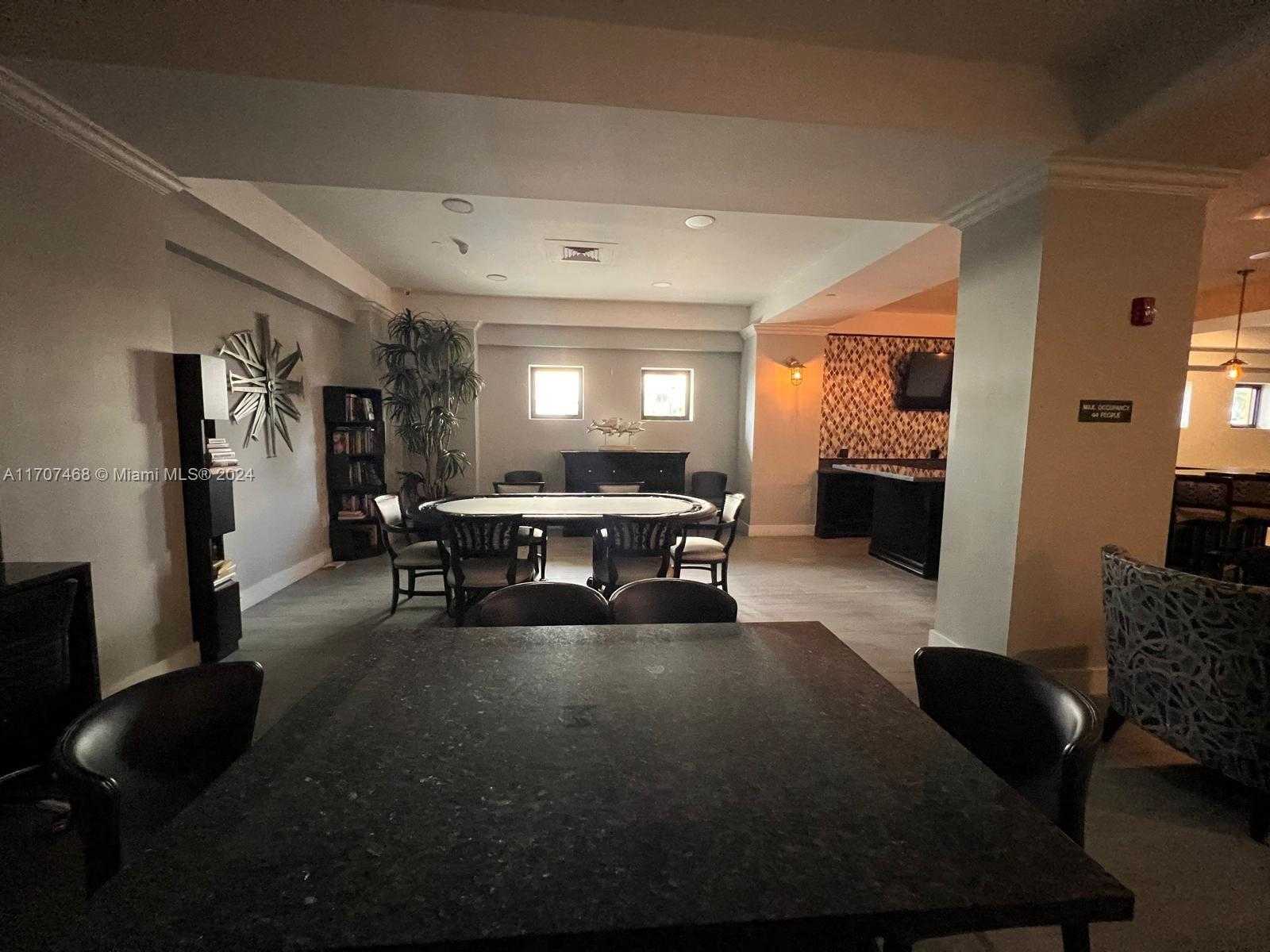 Small Image of 2501 SOUTH OCEAN DR #PH32, Hollywood Number 16