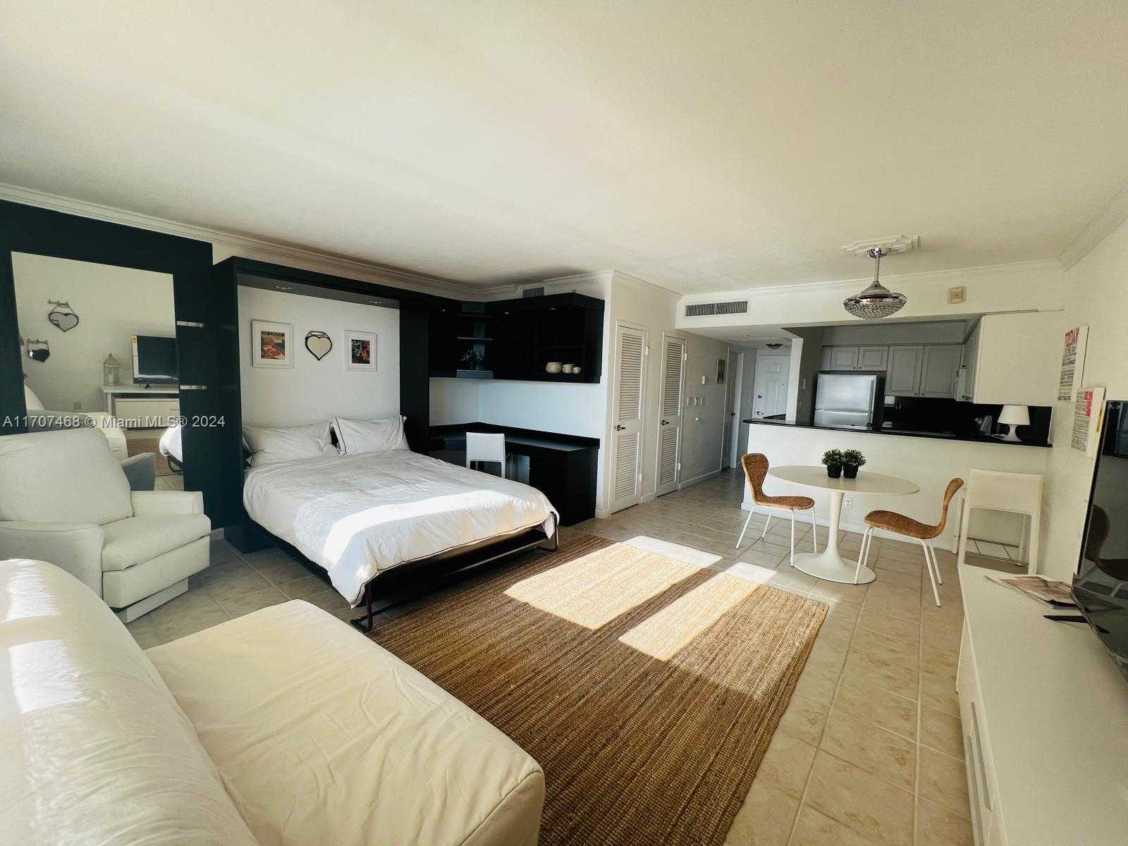 Small Image of 2501 SOUTH OCEAN DR #PH32, Hollywood Number 4