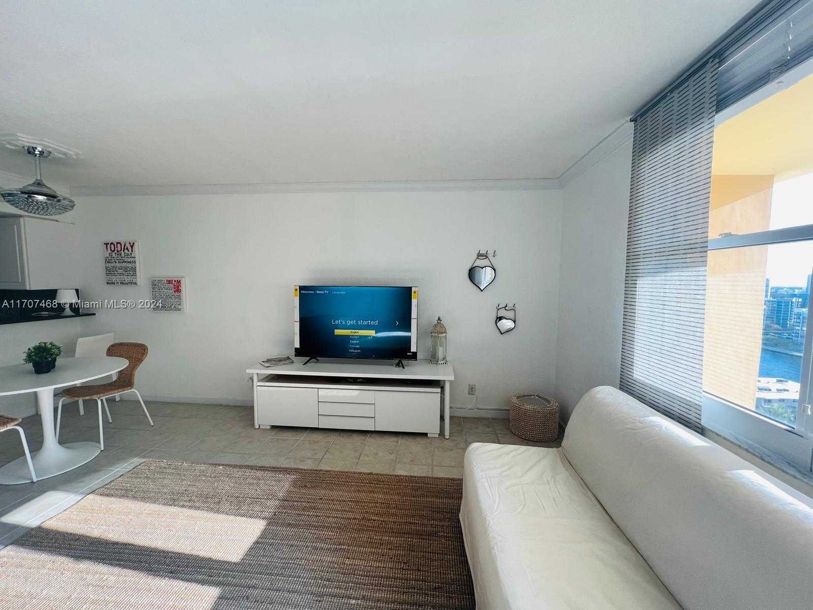 Small Image of 2501 SOUTH OCEAN DR #PH32, Hollywood Number 5