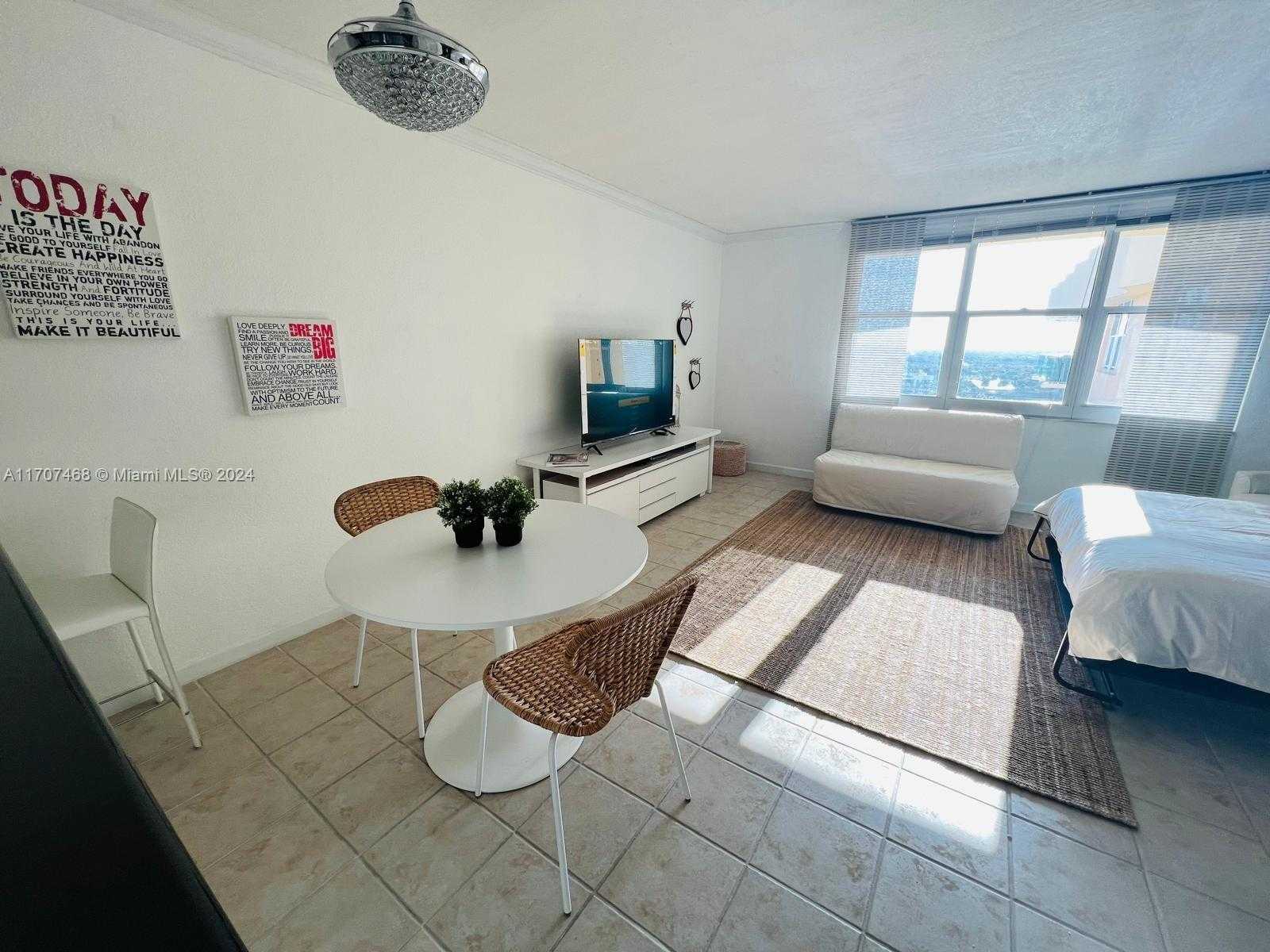 Small Image of 2501 SOUTH OCEAN DR #PH32, Hollywood Number 9