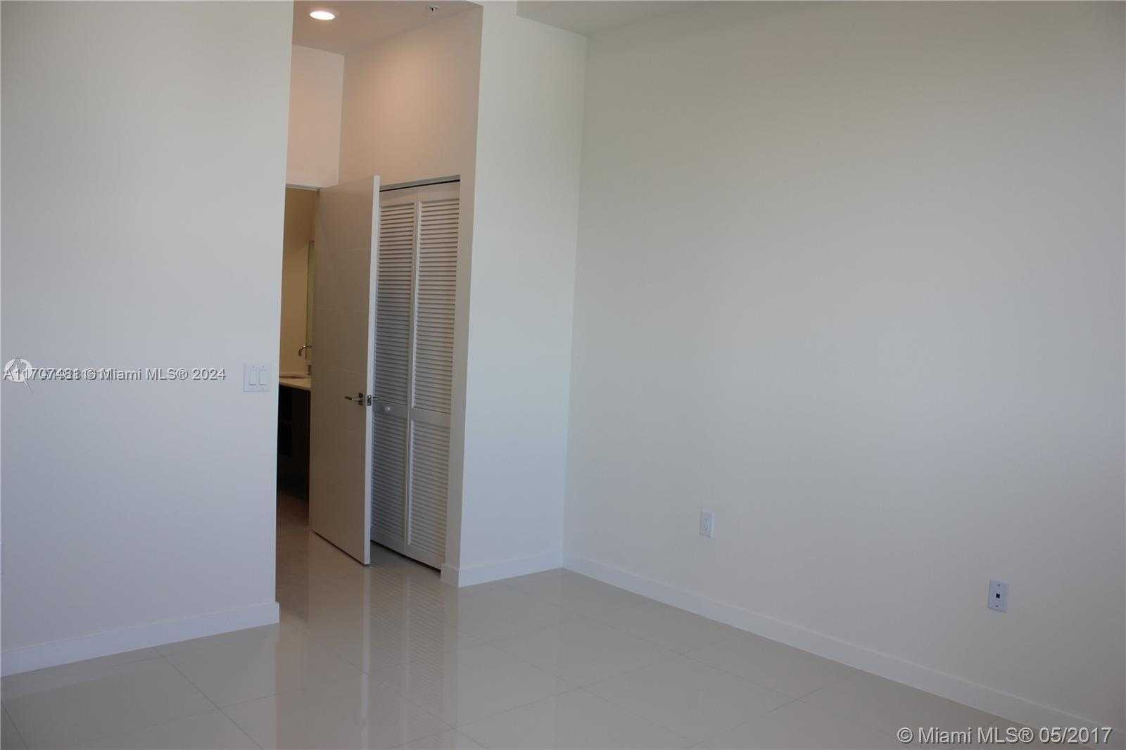 Small Image of 7661 NORTH WEST 107TH AVE #810, Doral Number 10