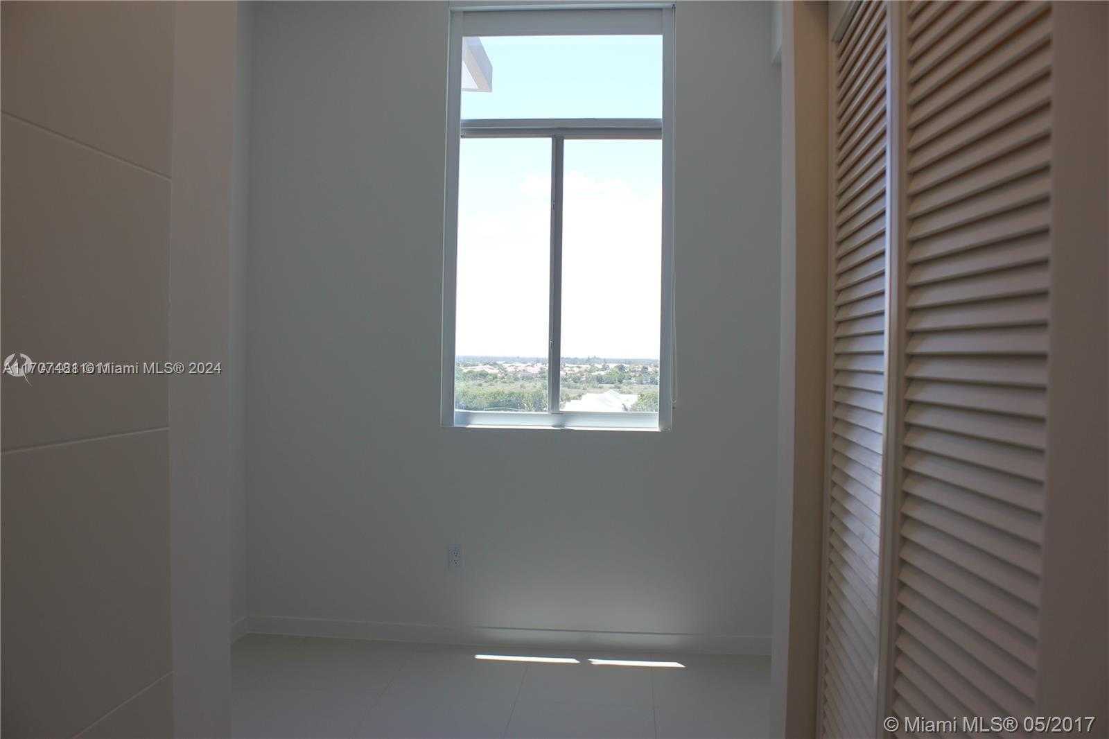 Small Image of 7661 NORTH WEST 107TH AVE #810, Doral Number 19