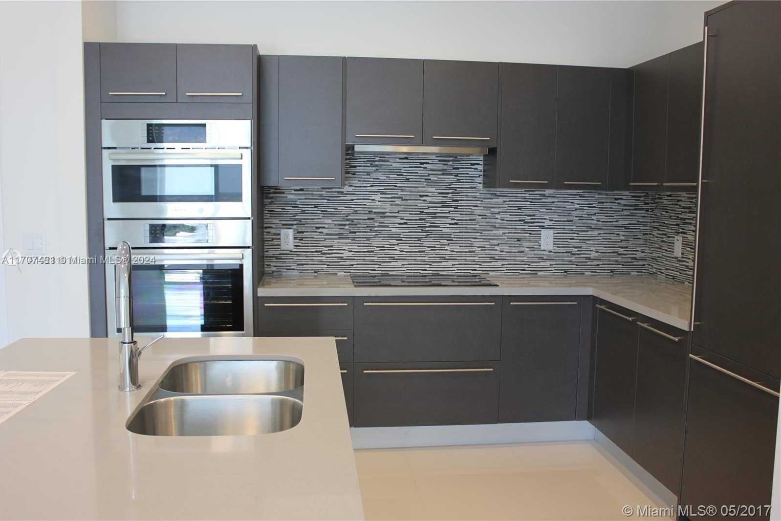Small Image of 7661 NORTH WEST 107TH AVE #810, Doral Number 2