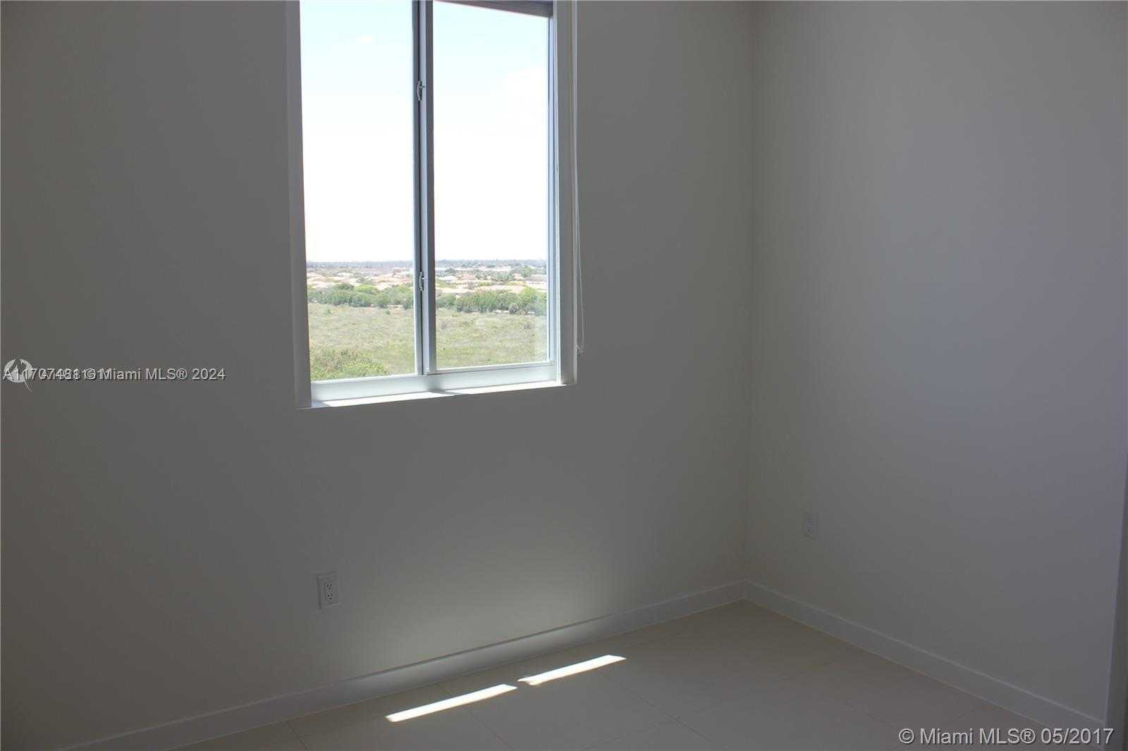 Small Image of 7661 NORTH WEST 107TH AVE #810, Doral Number 21