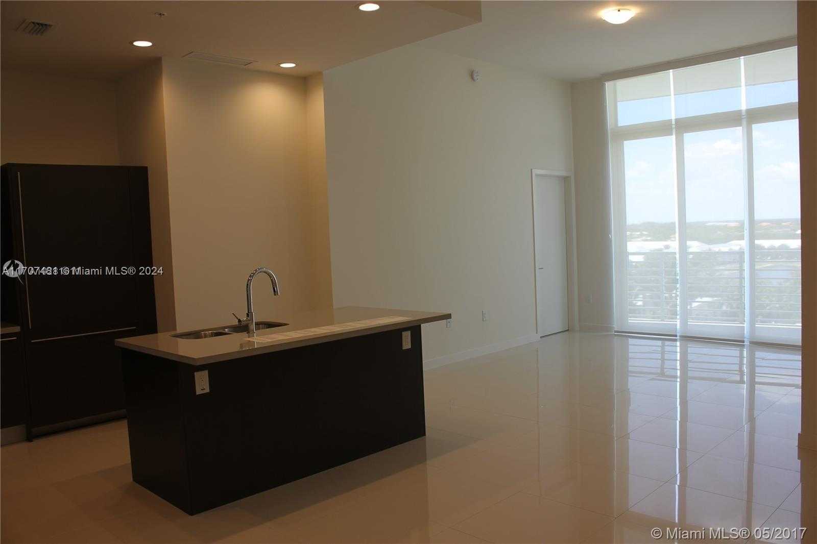 Small Image of 7661 NORTH WEST 107TH AVE #810, Doral Number 3