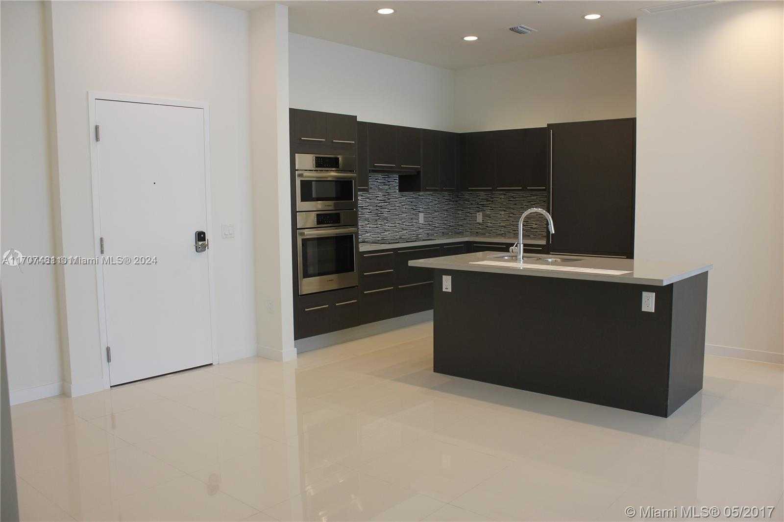 Small Image of 7661 NORTH WEST 107TH AVE #810, Doral Number 5