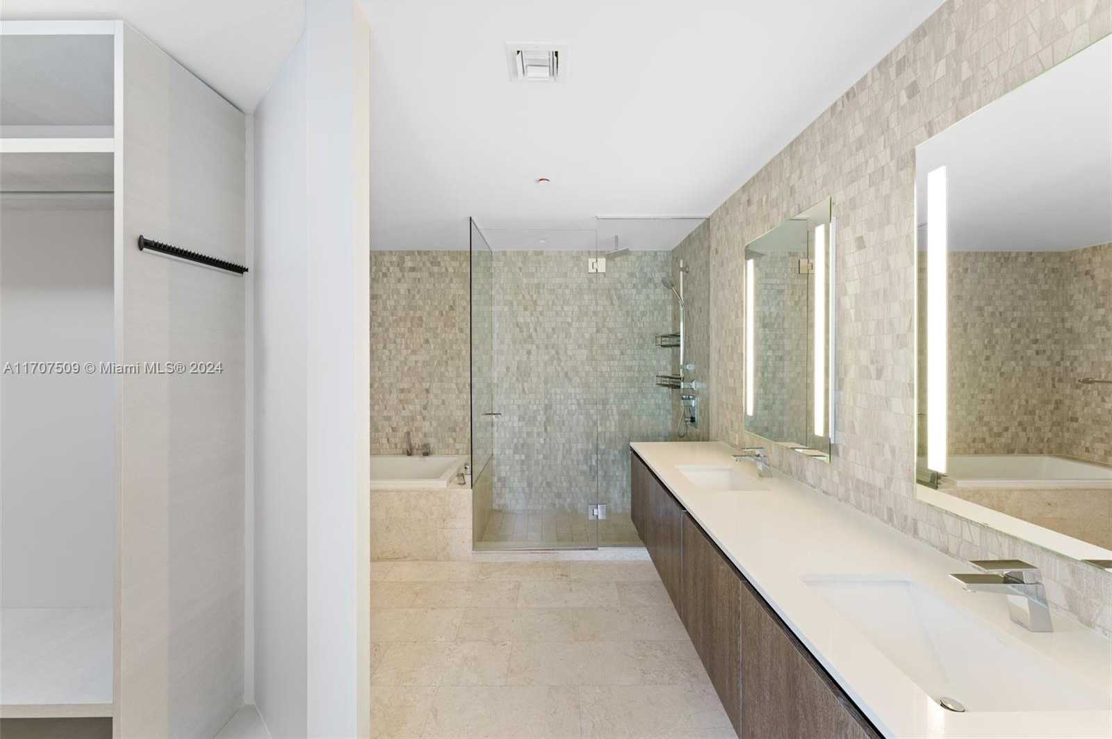 Small Image of 88 SOUTH WEST 7TH ST #712, Miami Number 17