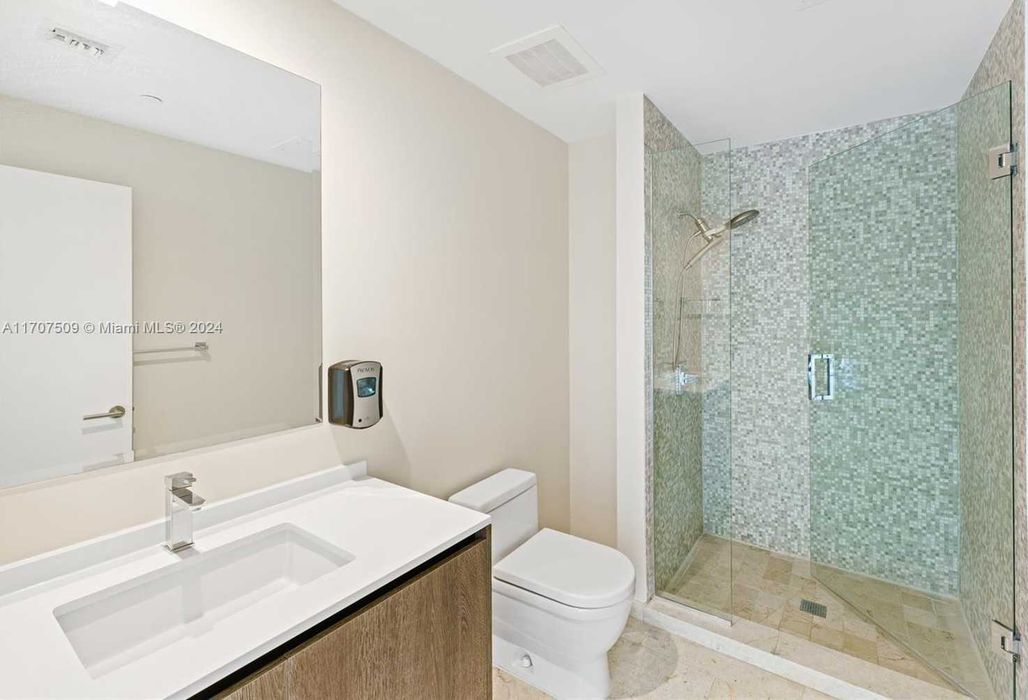 Small Image of 88 SOUTH WEST 7TH ST #712, Miami Number 26