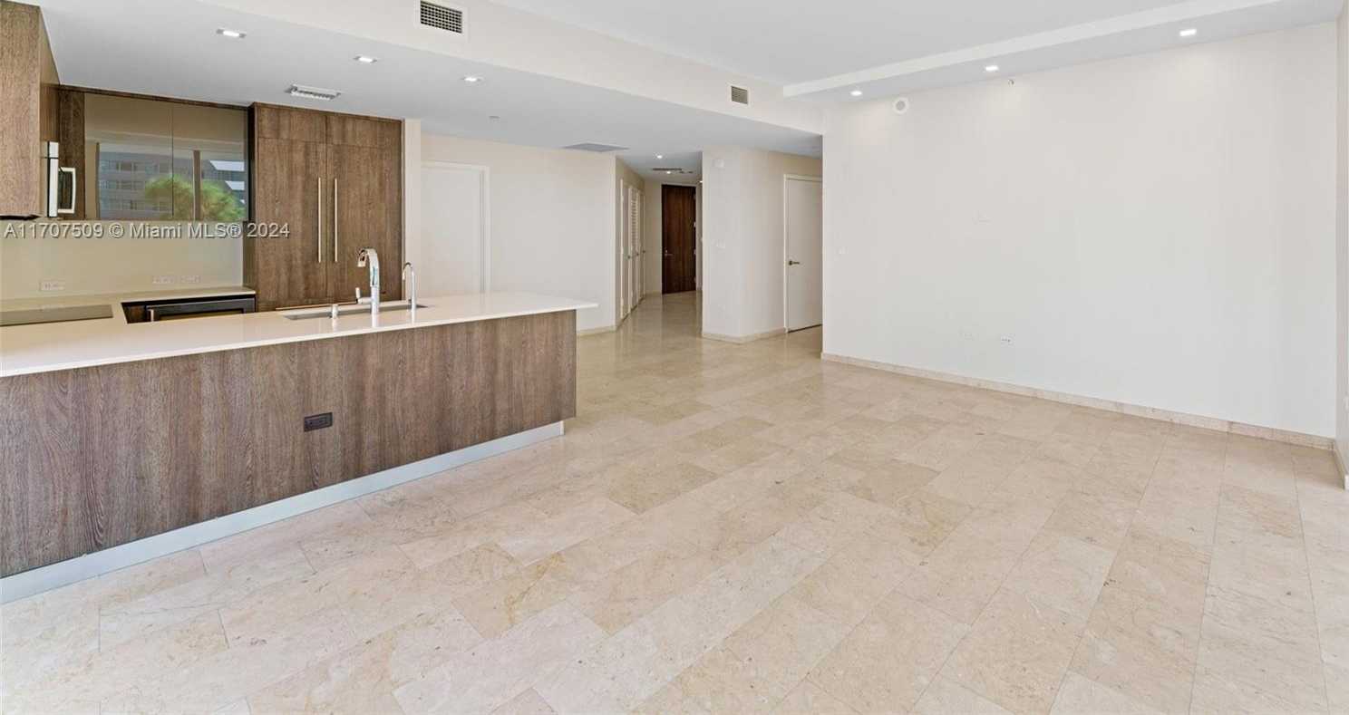 Small Image of 88 SOUTH WEST 7TH ST #712, Miami Number 7