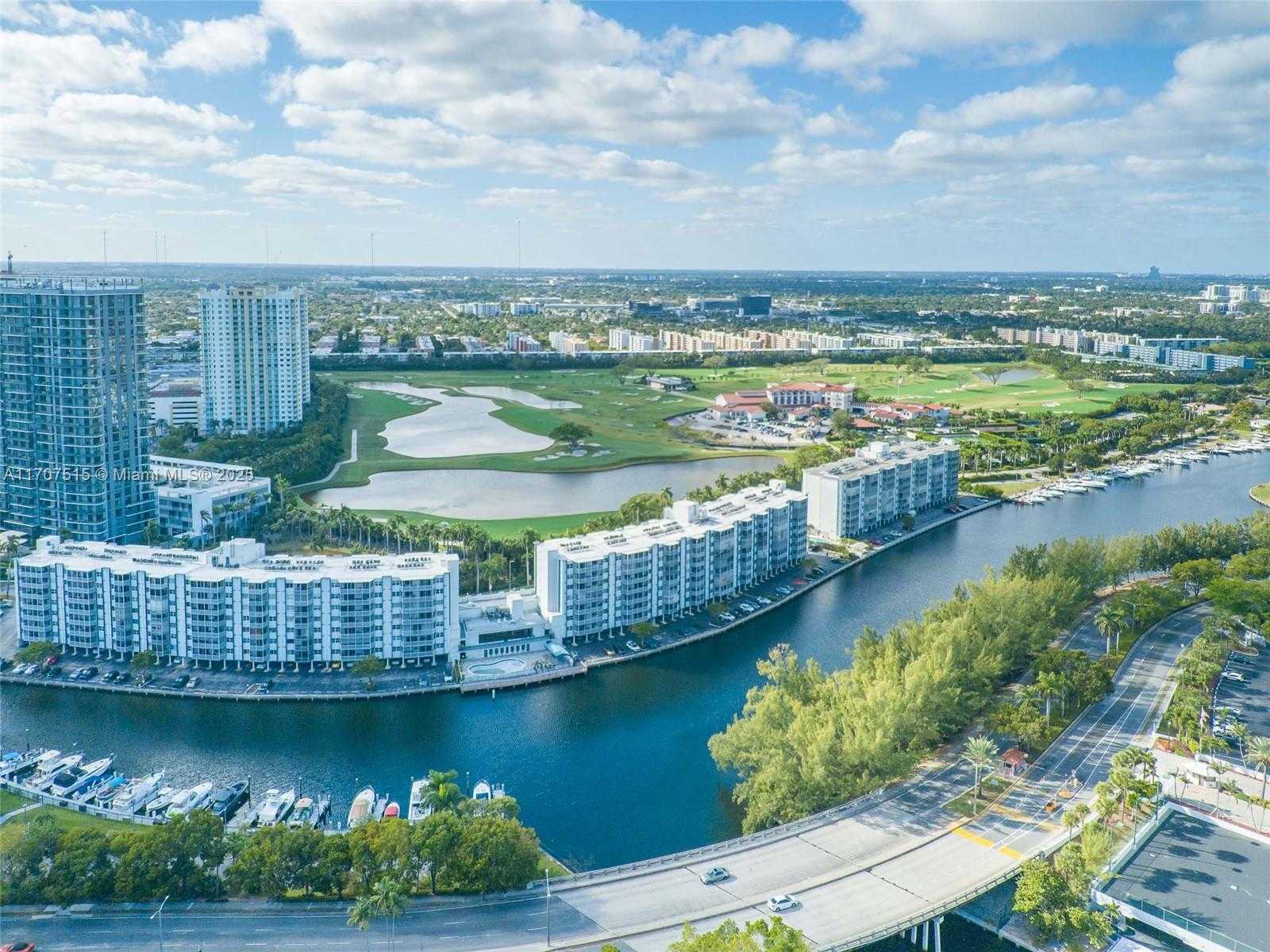 Small Image of 300 DIPLOMAT PKWY #711, Hallandale Beach Number 17