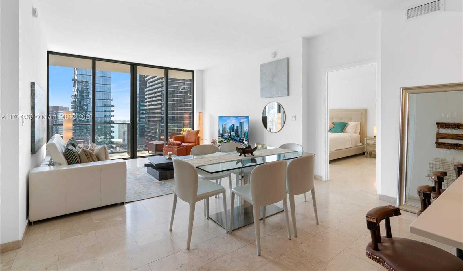 Small Image of 88 SOUTH WEST 7 STREET #3403, Miami Number 2