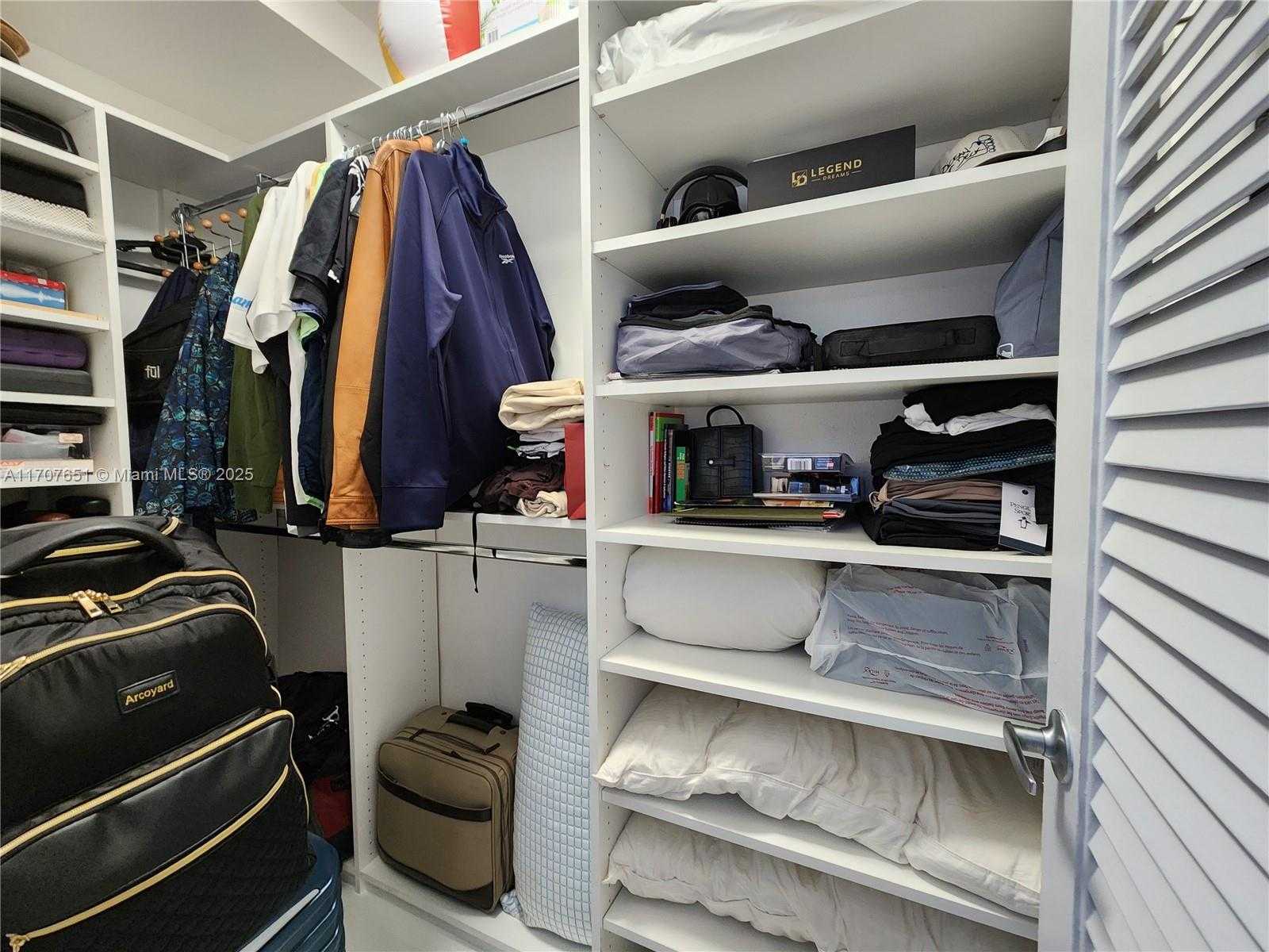 Small Image of 3000 SOUTH OCEAN DR #1206, Hollywood Number 21