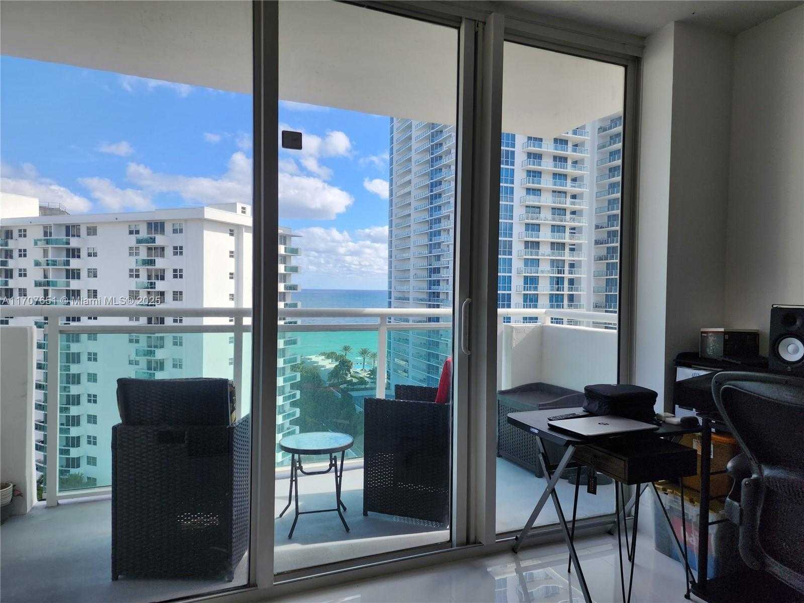 Small Image of 3000 SOUTH OCEAN DR #1206, Hollywood Number 3