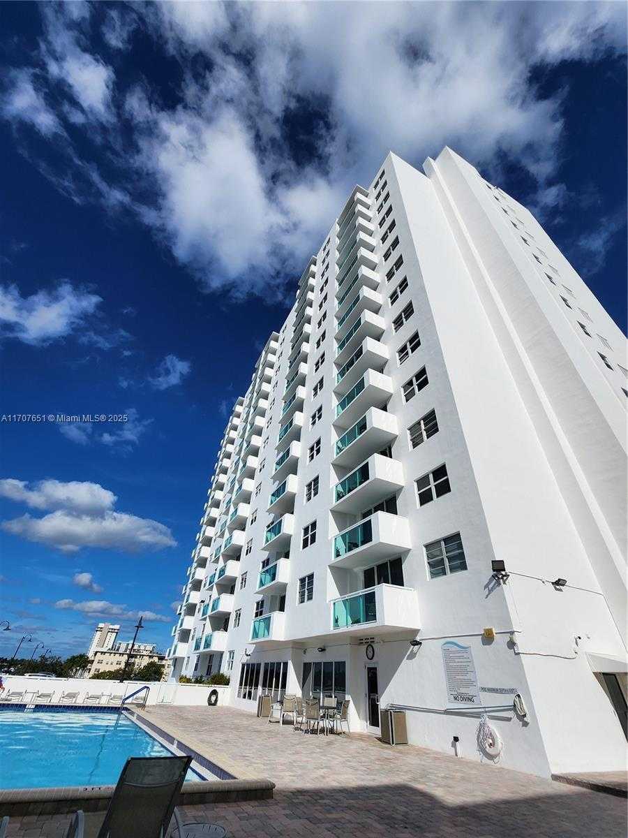 Small Image of 3000 SOUTH OCEAN DR #1206, Hollywood Number 35