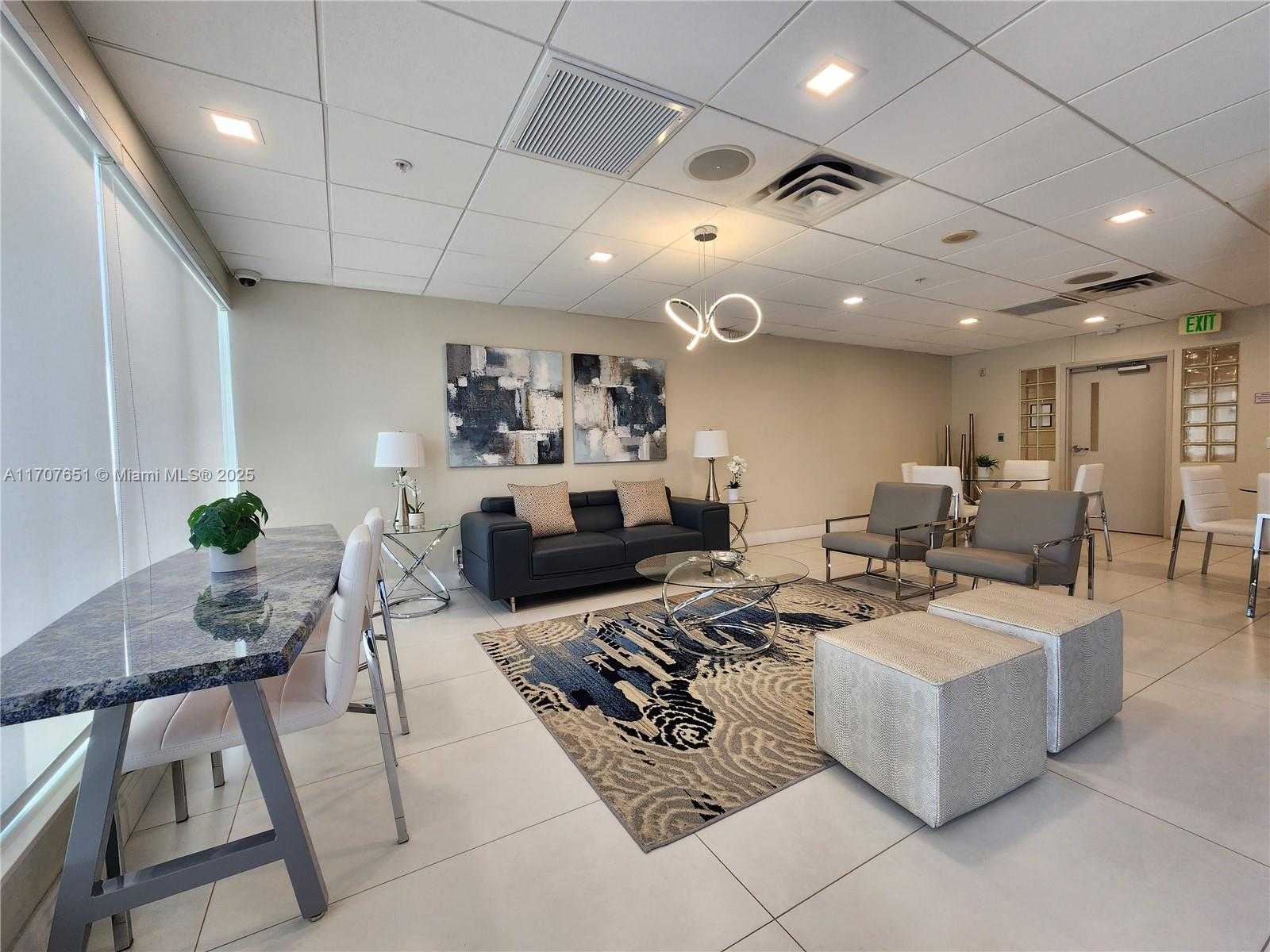 Small Image of 3000 SOUTH OCEAN DR #1206, Hollywood Number 41