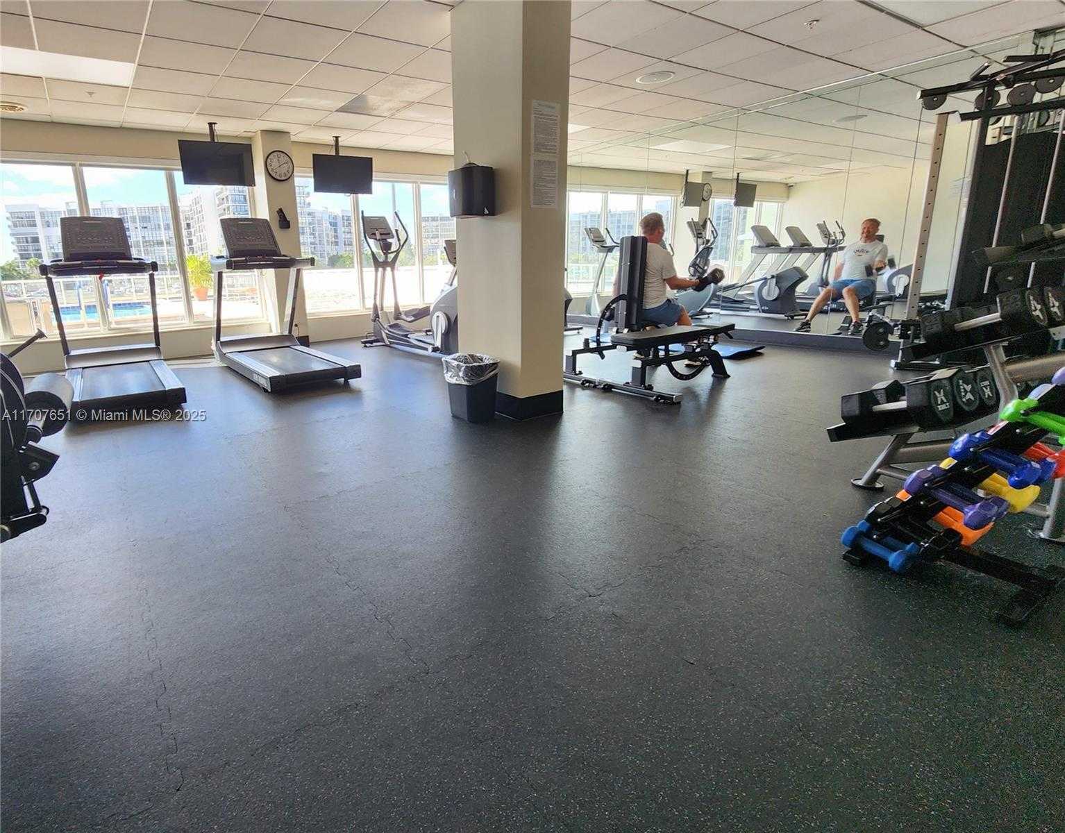Small Image of 3000 SOUTH OCEAN DR #1206, Hollywood Number 44