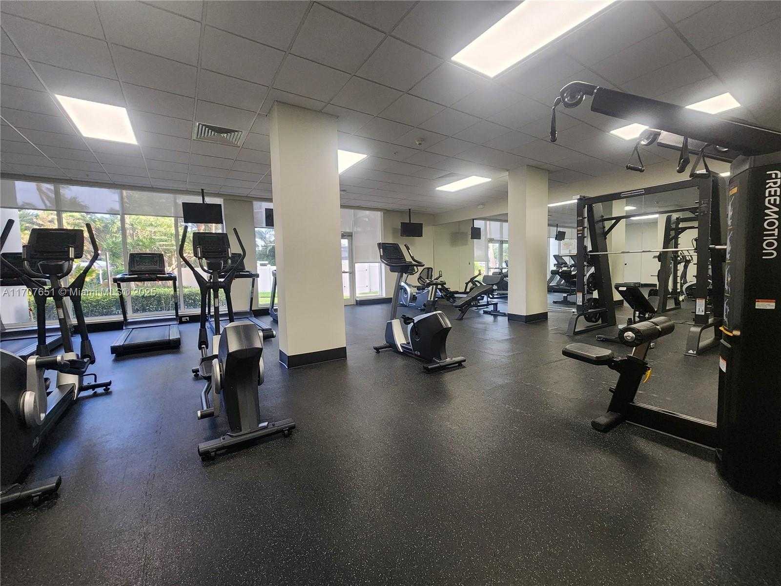Small Image of 3000 SOUTH OCEAN DR #1206, Hollywood Number 58