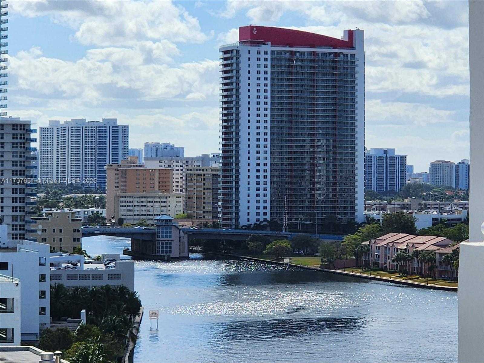 Small Image of 3000 SOUTH OCEAN DR #1206, Hollywood Number 7