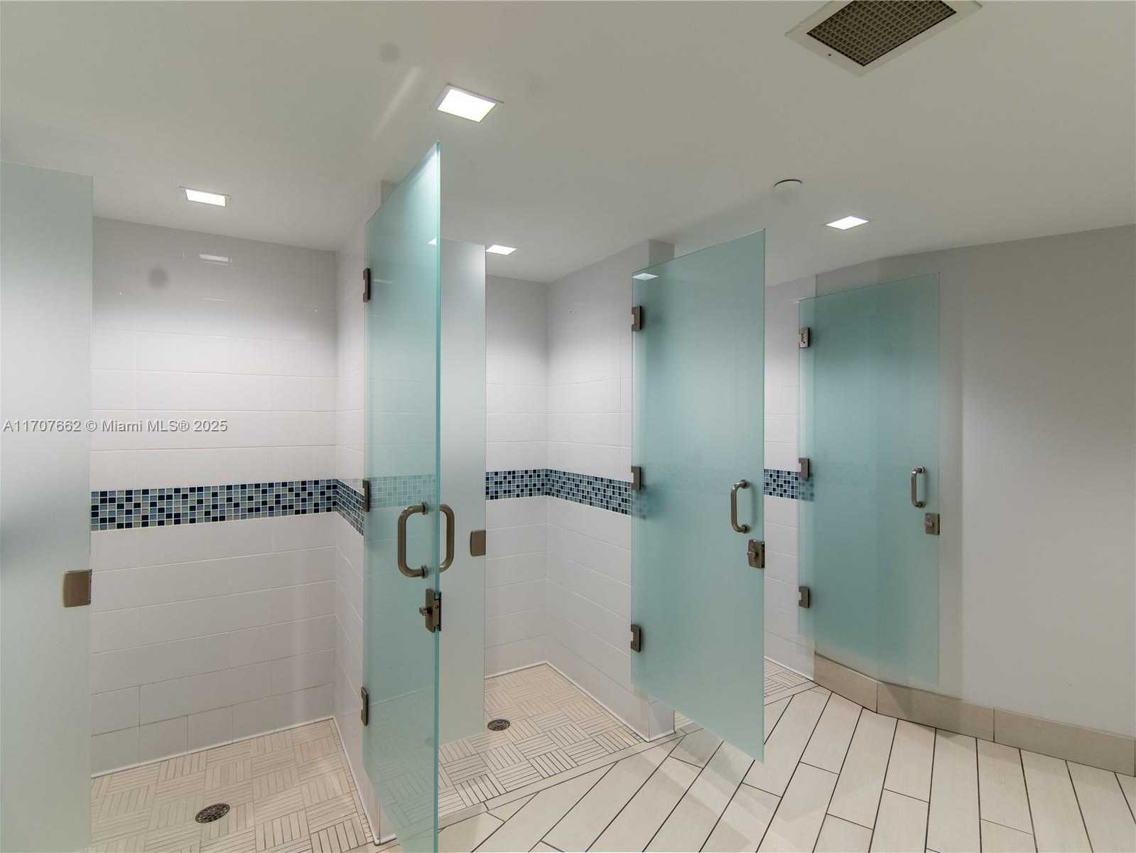 Small Image of 2500 PARKVIEW DR #2312, Hallandale Beach Number 13