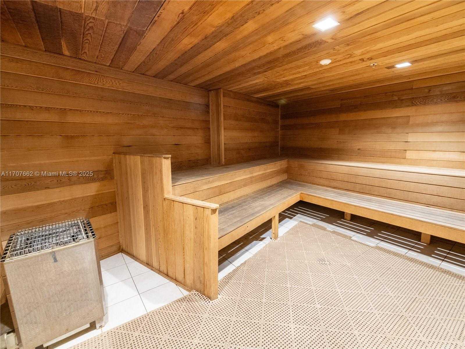 Small Image of 2500 PARKVIEW DR #2312, Hallandale Beach Number 14