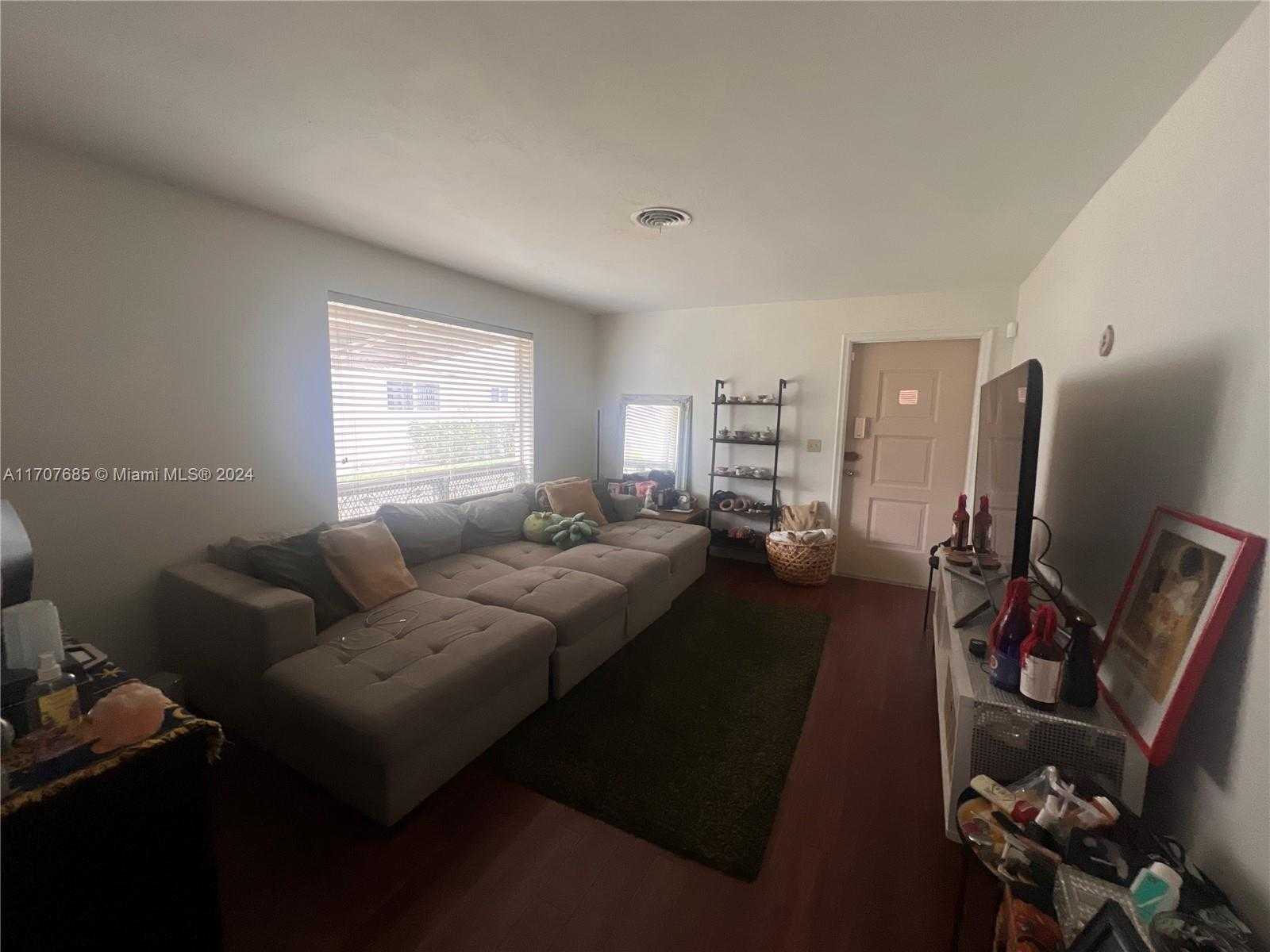Small Image of 3600 JACKSON ST #8, Hollywood Number 14