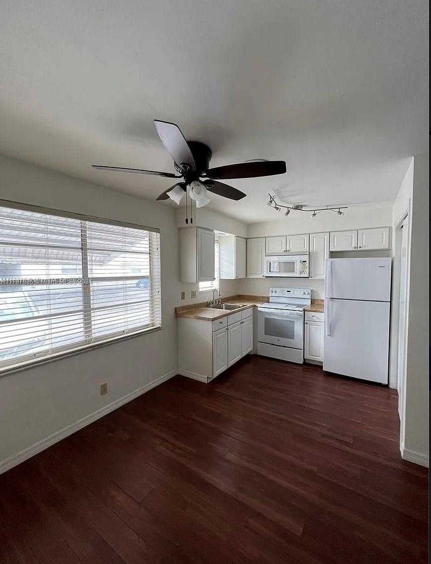 Small Image of 3600 JACKSON ST #8, Hollywood Number 5