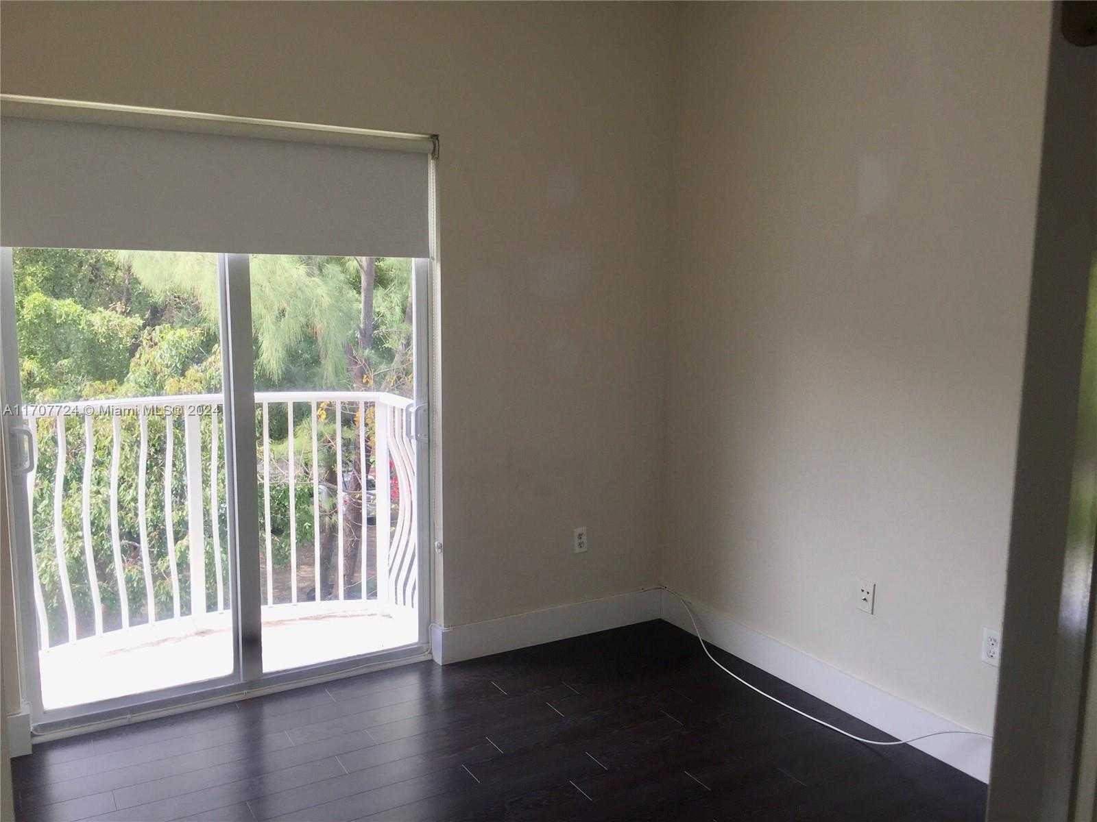 Small Image of 2700 NORTH EAST 184TH TER #126, Aventura Number 12