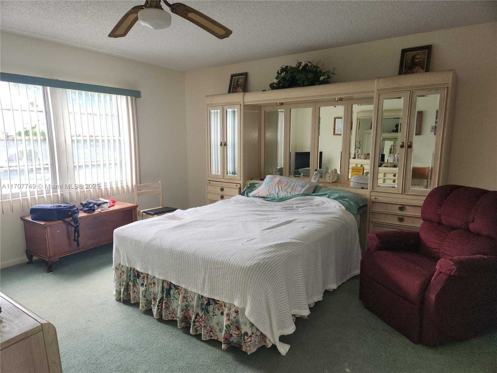 Small Image of 12600 SOUTH WEST 5TH CT #301L, Pembroke Pines Number 10