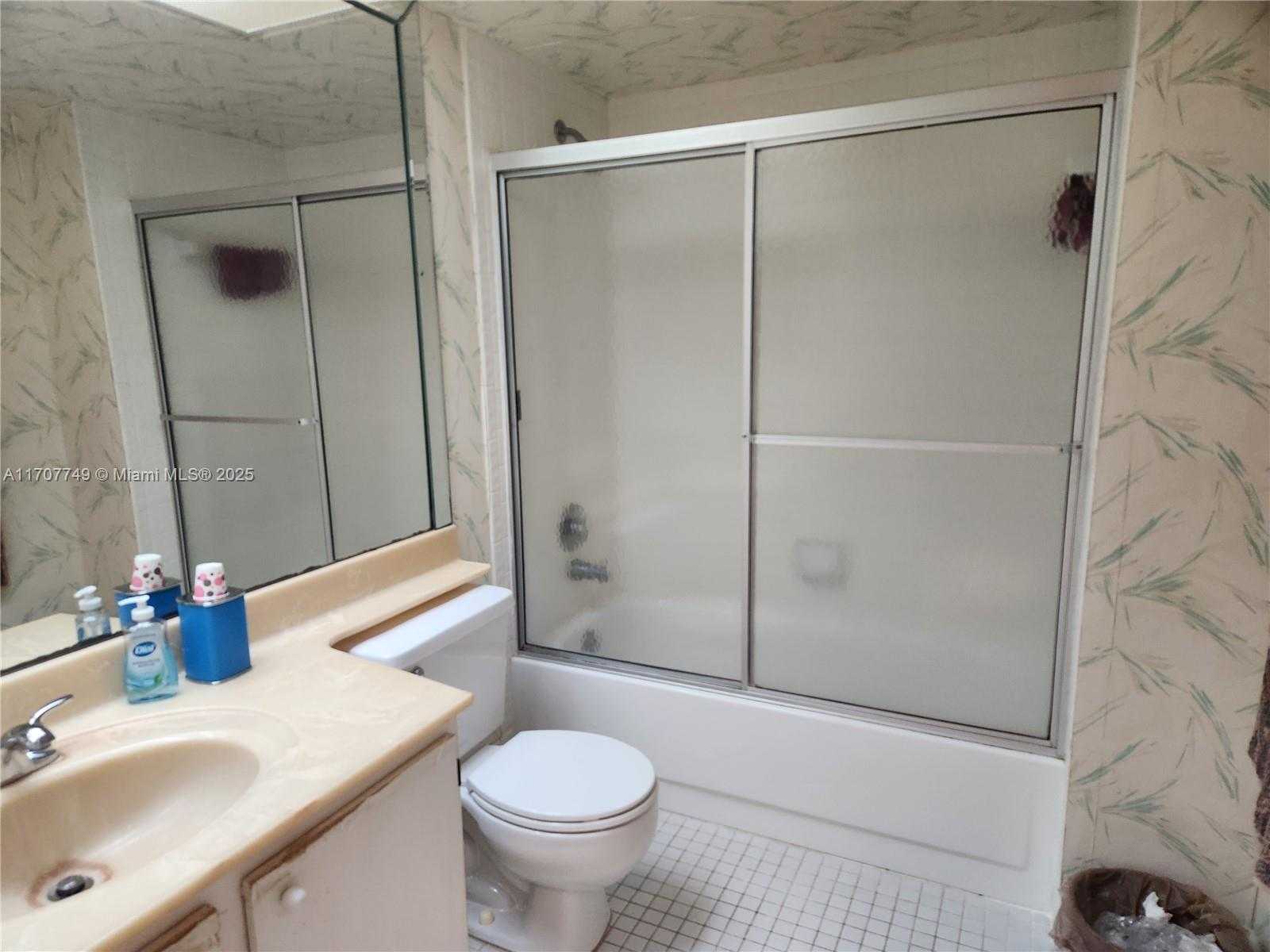 Small Image of 12600 SOUTH WEST 5TH CT #301L, Pembroke Pines Number 11