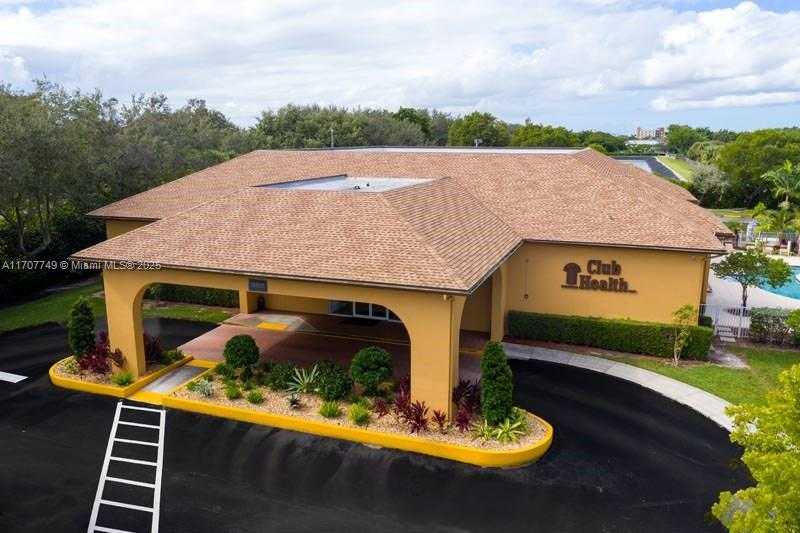 Small Image of 12600 SOUTH WEST 5TH CT #301L, Pembroke Pines Number 13