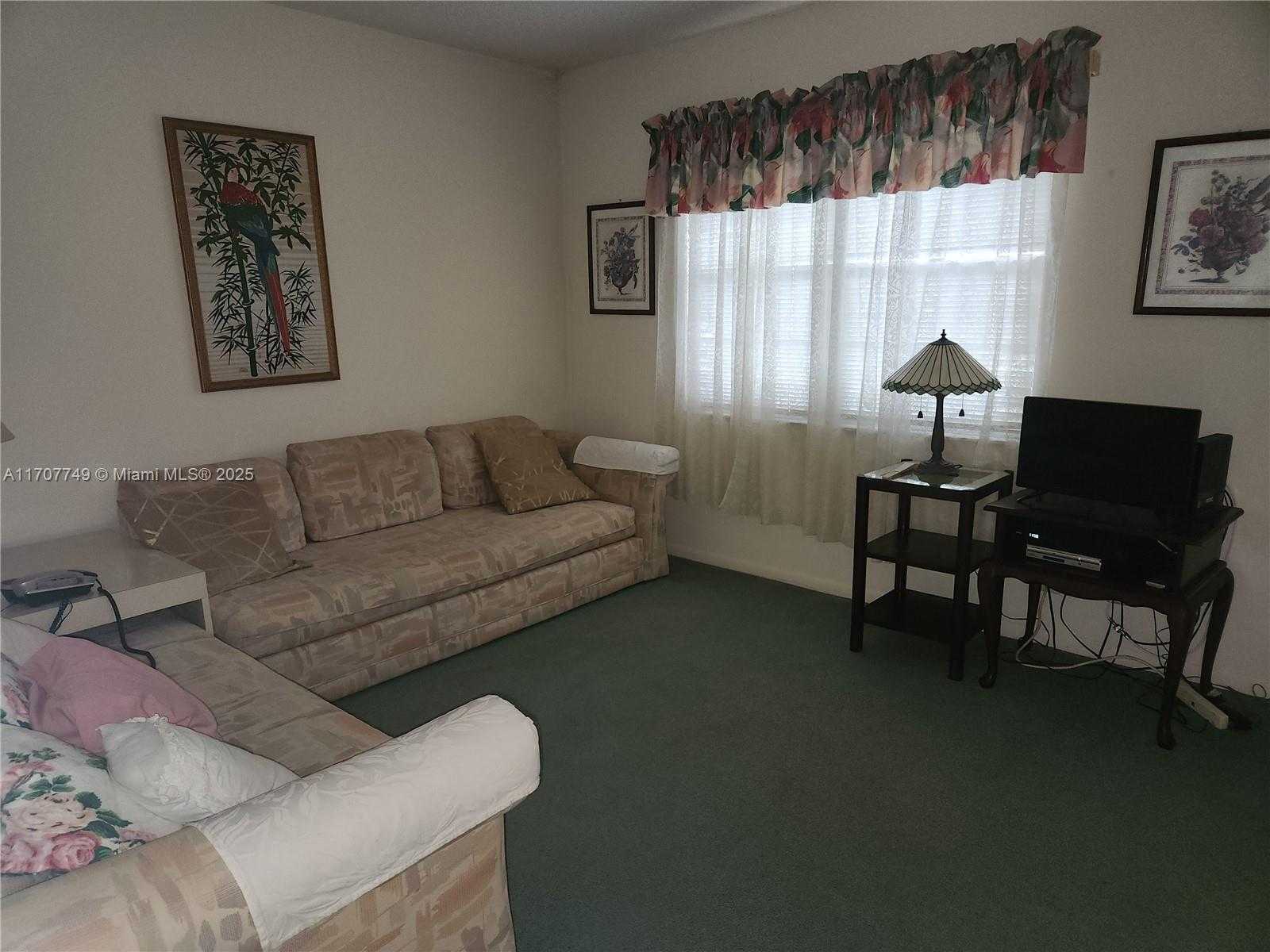 Small Image of 12600 SOUTH WEST 5TH CT #301L, Pembroke Pines Number 2