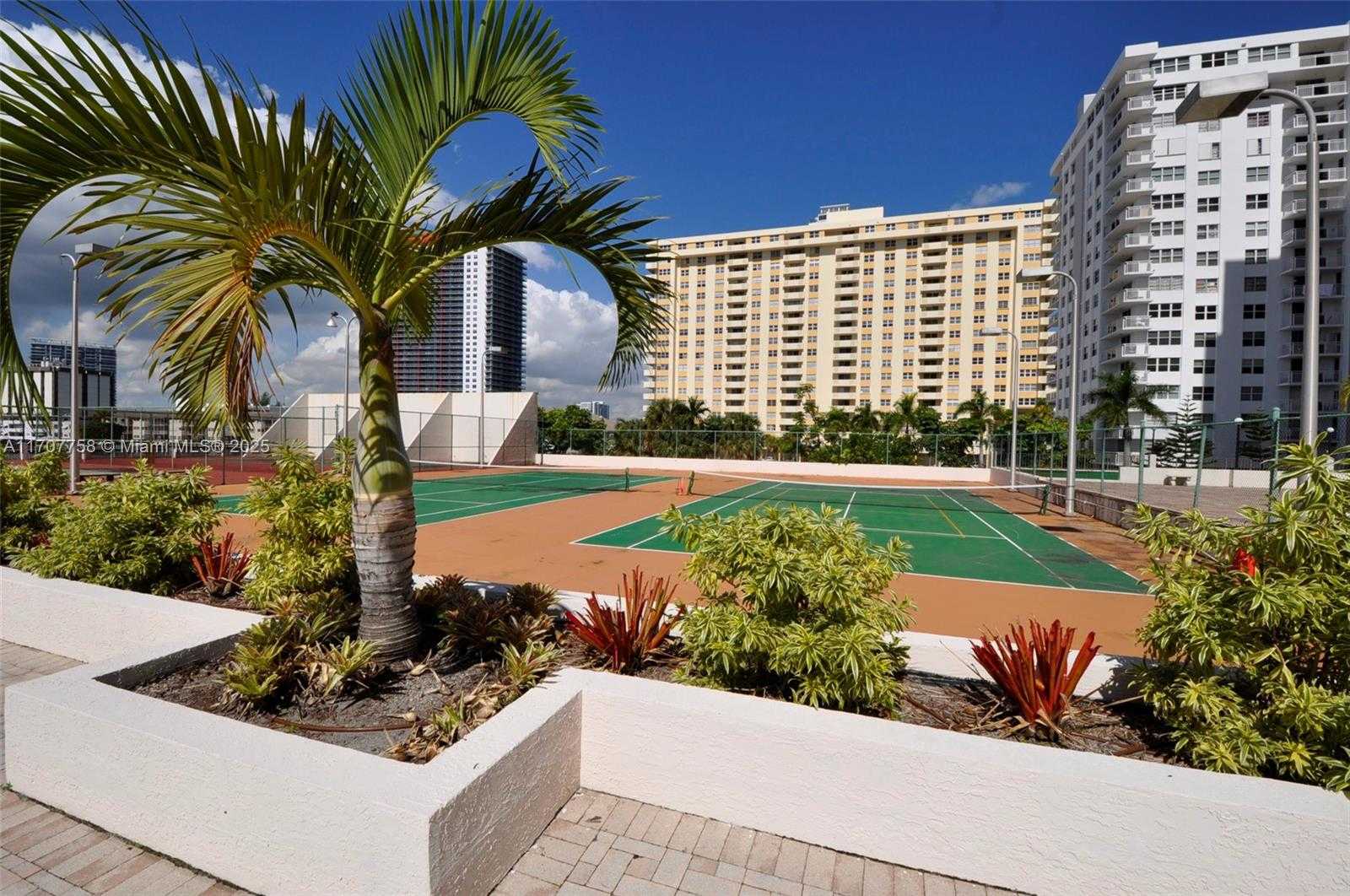 Small Image of 1865 SOUTH OCEAN DR #10F, Hallandale Beach Number 34