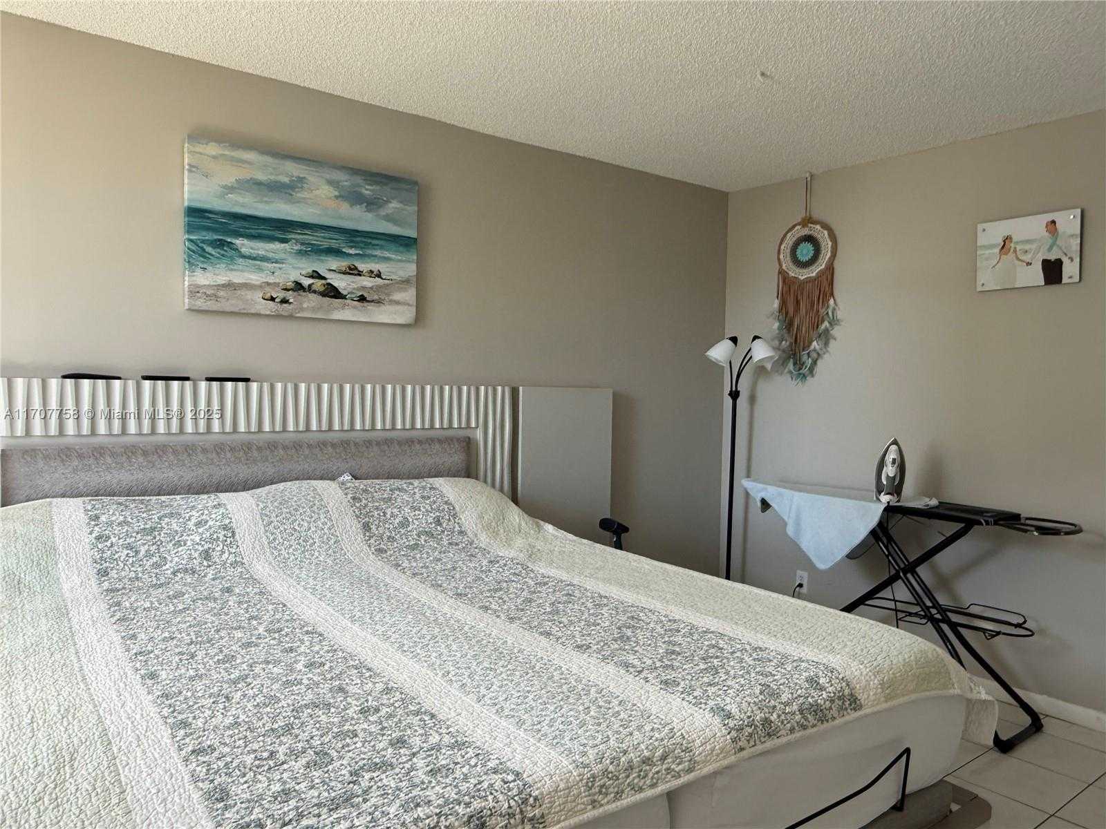 Small Image of 1865 SOUTH OCEAN DR #10F, Hallandale Beach Number 63