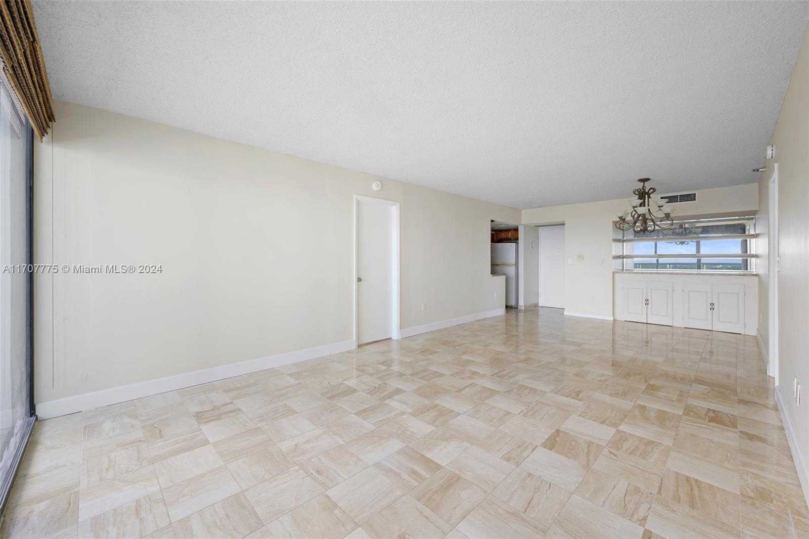 Small Image of 20505 EAST COUNTRY CLUB DR #1434, Aventura Number 6