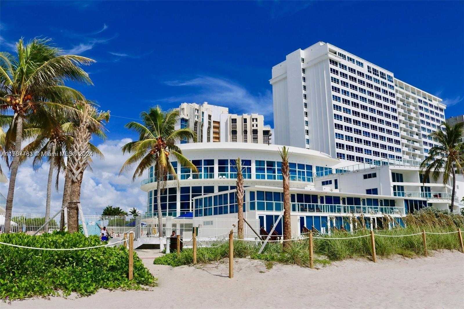 Small Image of 5445 COLLINS AVE #627, Miami Beach Number 14